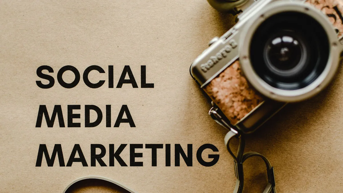 Meta Ads creative formats including Feed, Stories, Reels, and Carousel ad examples