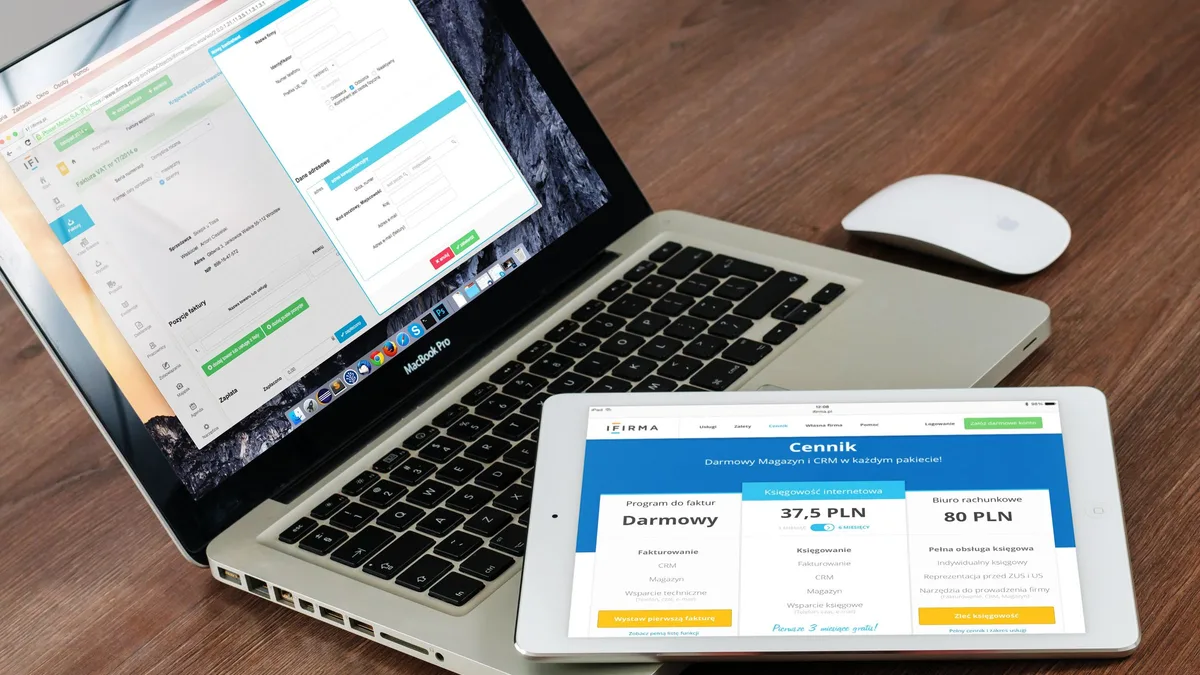 HubSpot vs Salesforce CRM comparison 2026 — marketing team evaluating CRM dashboards and sales pipelines